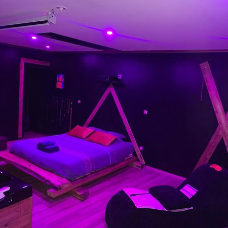 Love-Room L'Eden Du Desir Vecqueville Ngoại thất bức ảnh