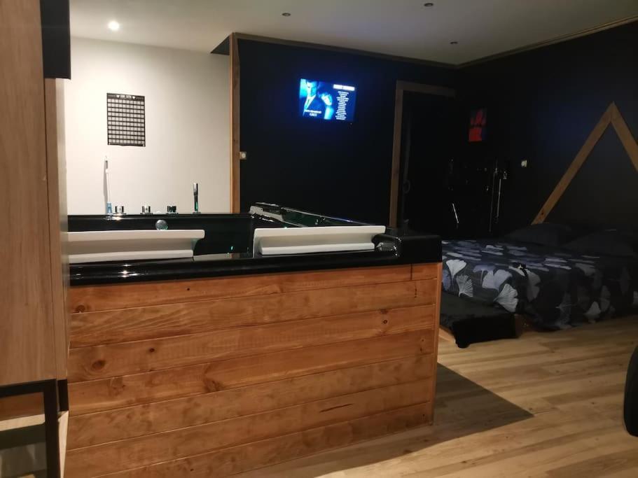 Love-Room L'Eden Du Desir Vecqueville Ngoại thất bức ảnh